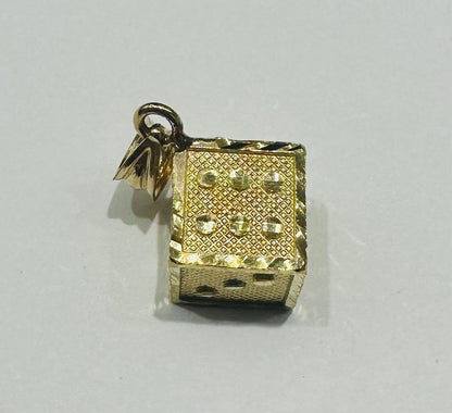 10K GOLD DICE PENDANT- WEIGHT: 2.6gm