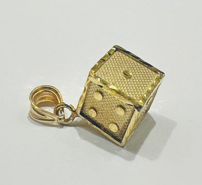 10K GOLD DICE PENDANT- WEIGHT: 2.6gm