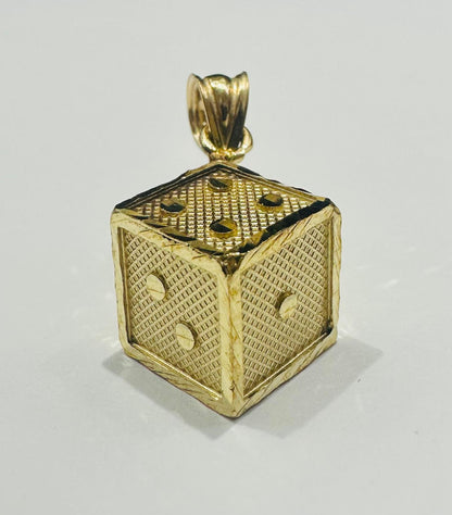 10K GOLD DICE PENDANT- WEIGHT: 2.6gm