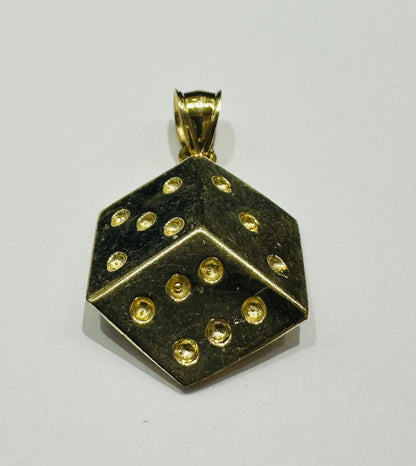 10K GOLD 3D- DICE PENDANT- WEIGHT: 3.5gm
