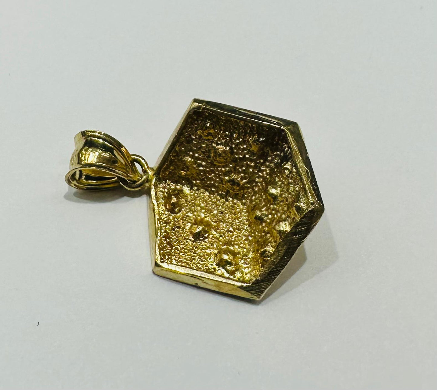 10K GOLD 3D- DICE PENDANT- WEIGHT: 3.5gm