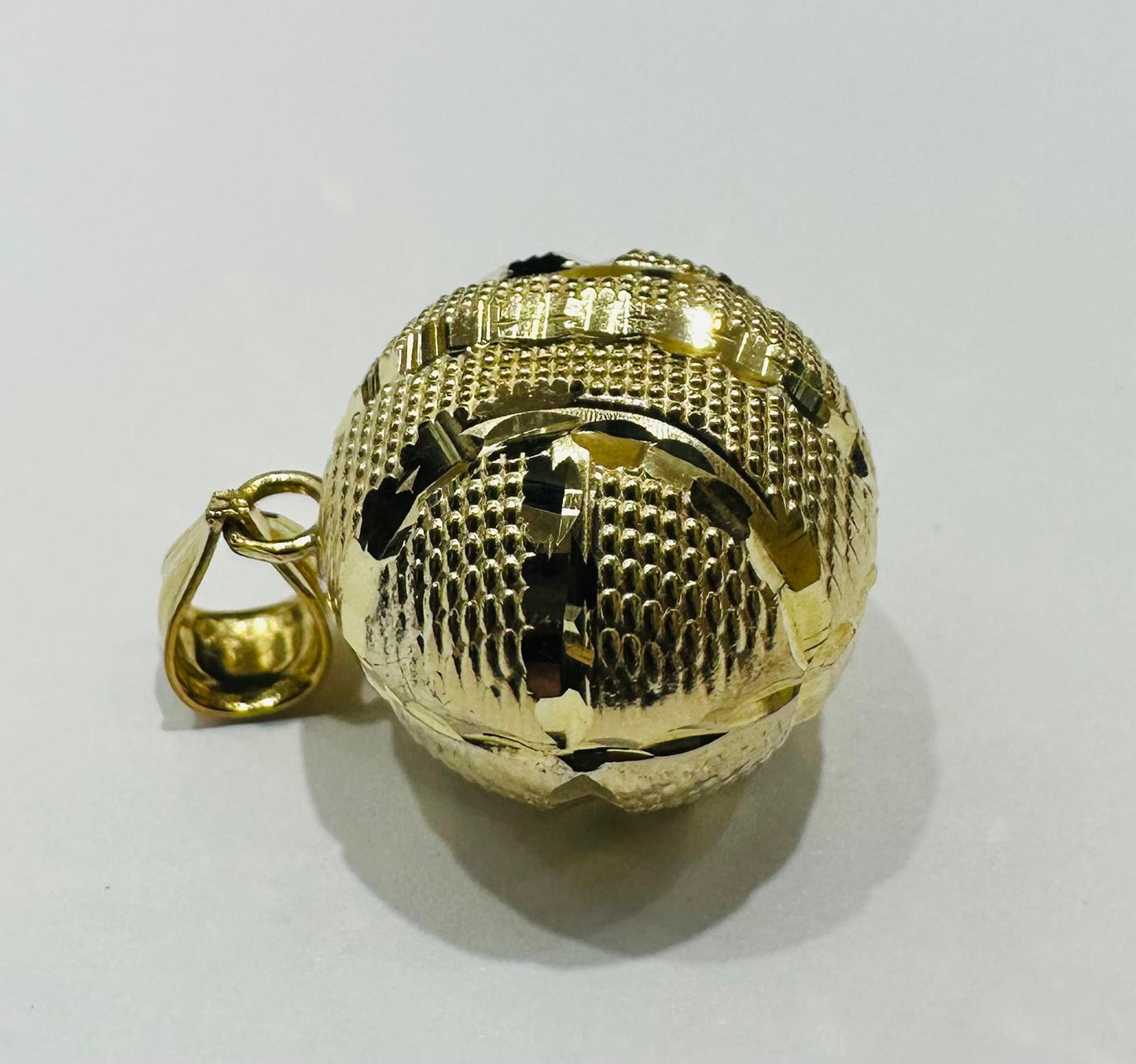 10K GOLD SOLID BASKETBALL PENDANT- WEIGHT: 3.5gm