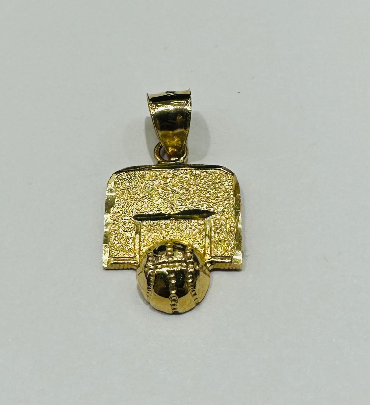 10K GOLD BASKETBALL CHARM PENDANT-  WEIGHT: 1.6gm