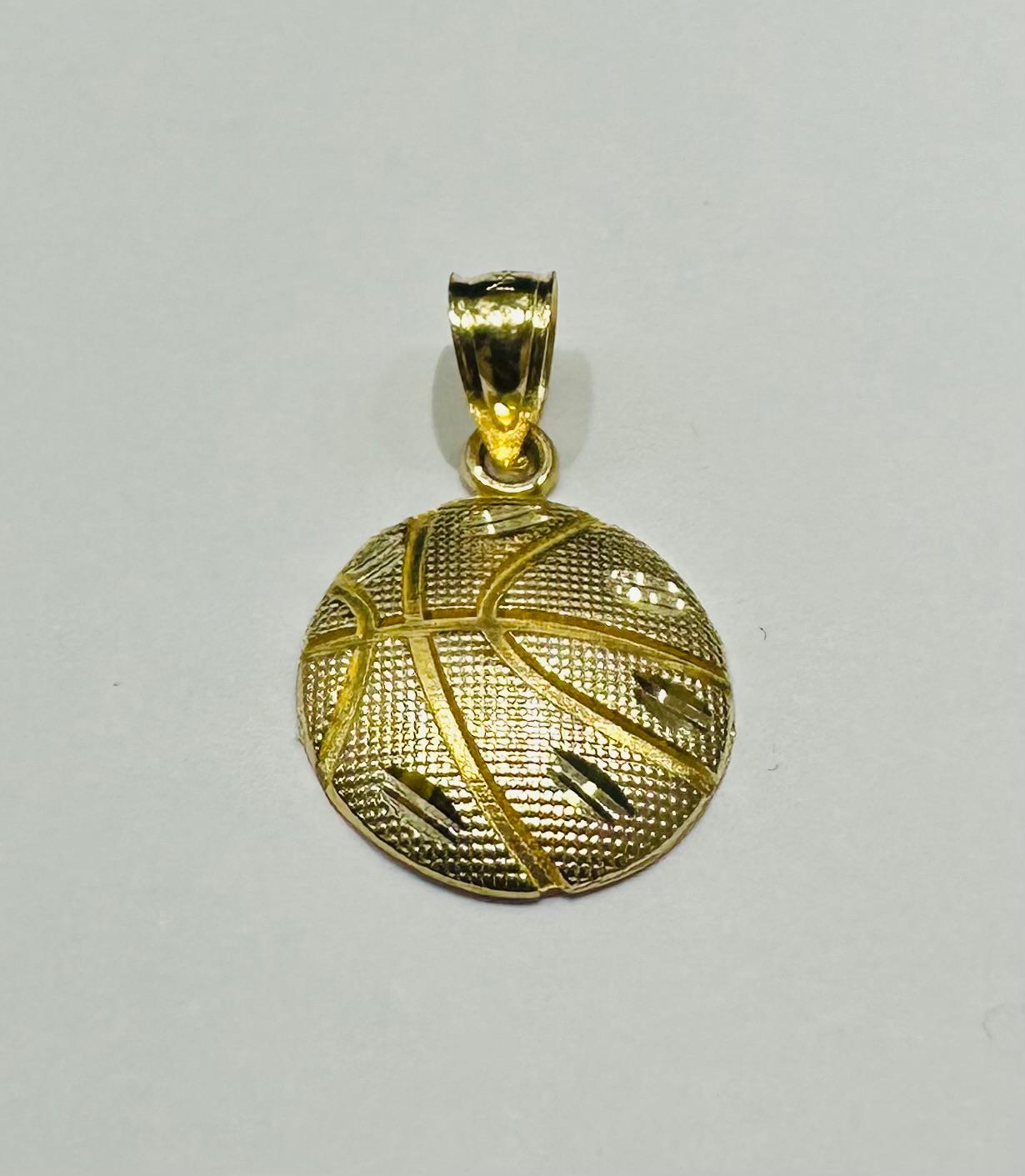 10K GOLD SPORTS BASKETBALL PENDANT- WEIGHT: 1.0gm