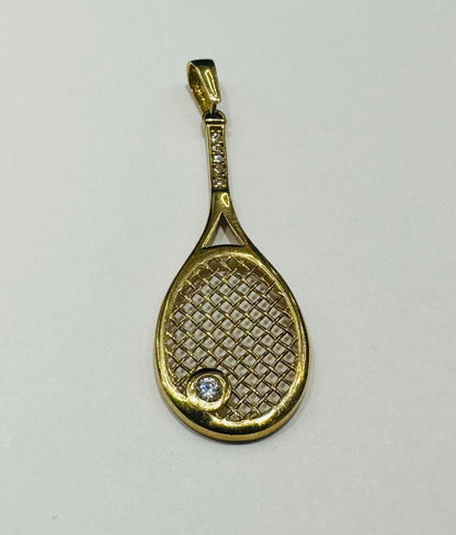 10K GOLD TENNIS RACKET PENDANT-  WEIGHT: 1.3gm