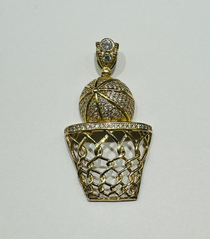 10K GOLD BASKETBALL AND HOOP PENDANT WITH WHITE SAPPHIRE-  WEIGHT: 10.0gm