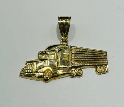 10K GOLD TRUCK RING- WEIGHT: 4.8gm