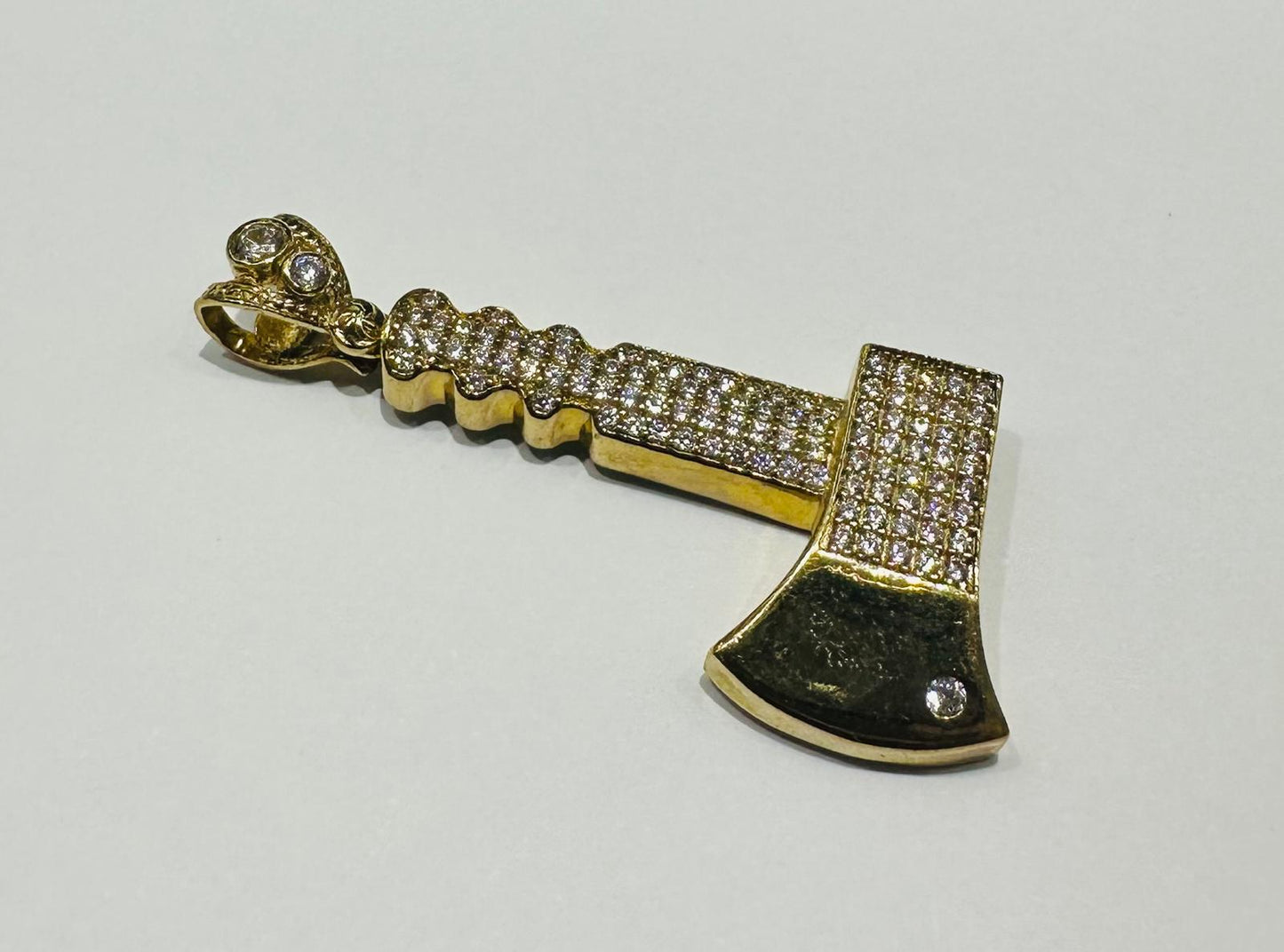 10K GOLD HAMMER PENDANT WITH SAPPHIRE STONES- WEIGHT: 7.5gm