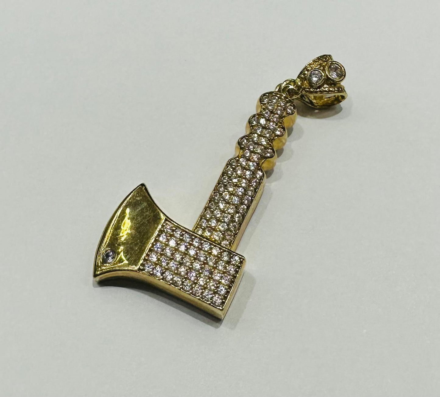10K GOLD HAMMER PENDANT WITH SAPPHIRE STONES- WEIGHT: 7.5gm