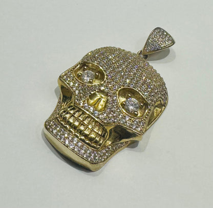 10K GOLD SKULL PENDANT WITH WHITE SAPPHIRE- WEIGHT: 14.5gm