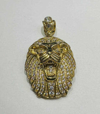 10K GOLD LION PENDANT WITH WHITE SAPPHIRE- WEIGHT: 11.7gm