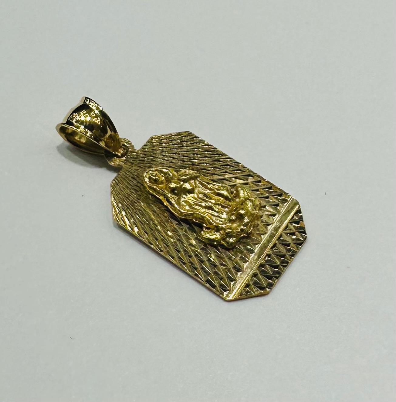 10K GOLD VIRGIN MARY PENDANT- WEIGHT: 1.8gm