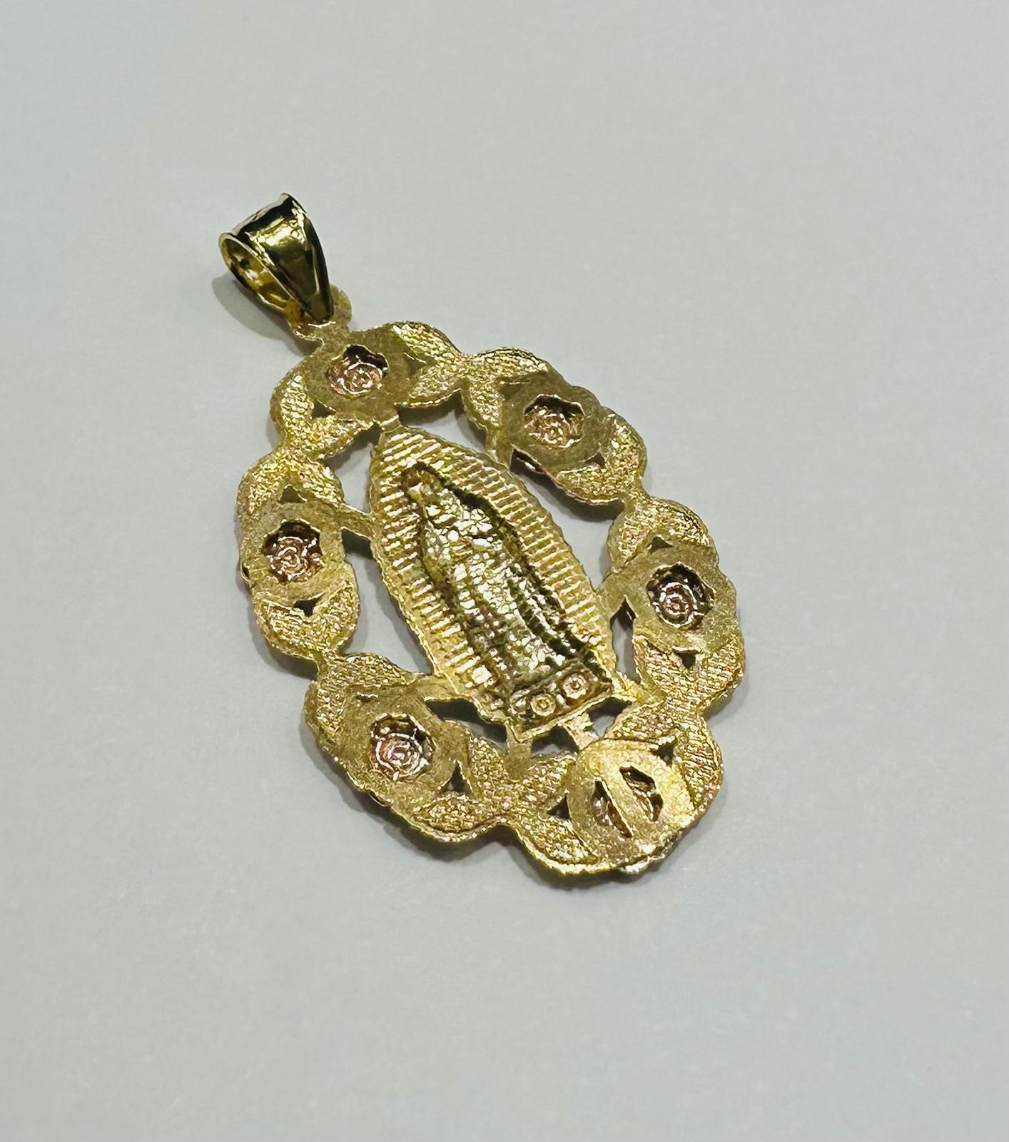 10K GOLD THREE-TONED VIRGIN MARY PENDANT- WEIGHT: 2.4gm