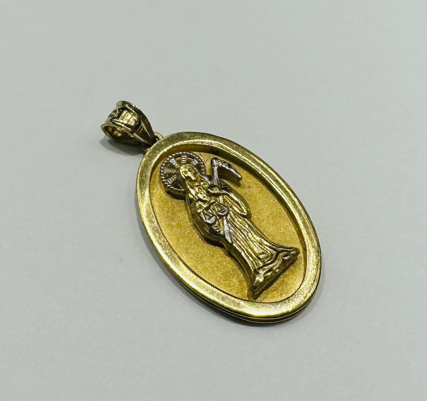 10K GOLD TWO TONED SANTA MUERTE PENDANT- WEIGHT: 3.3gm