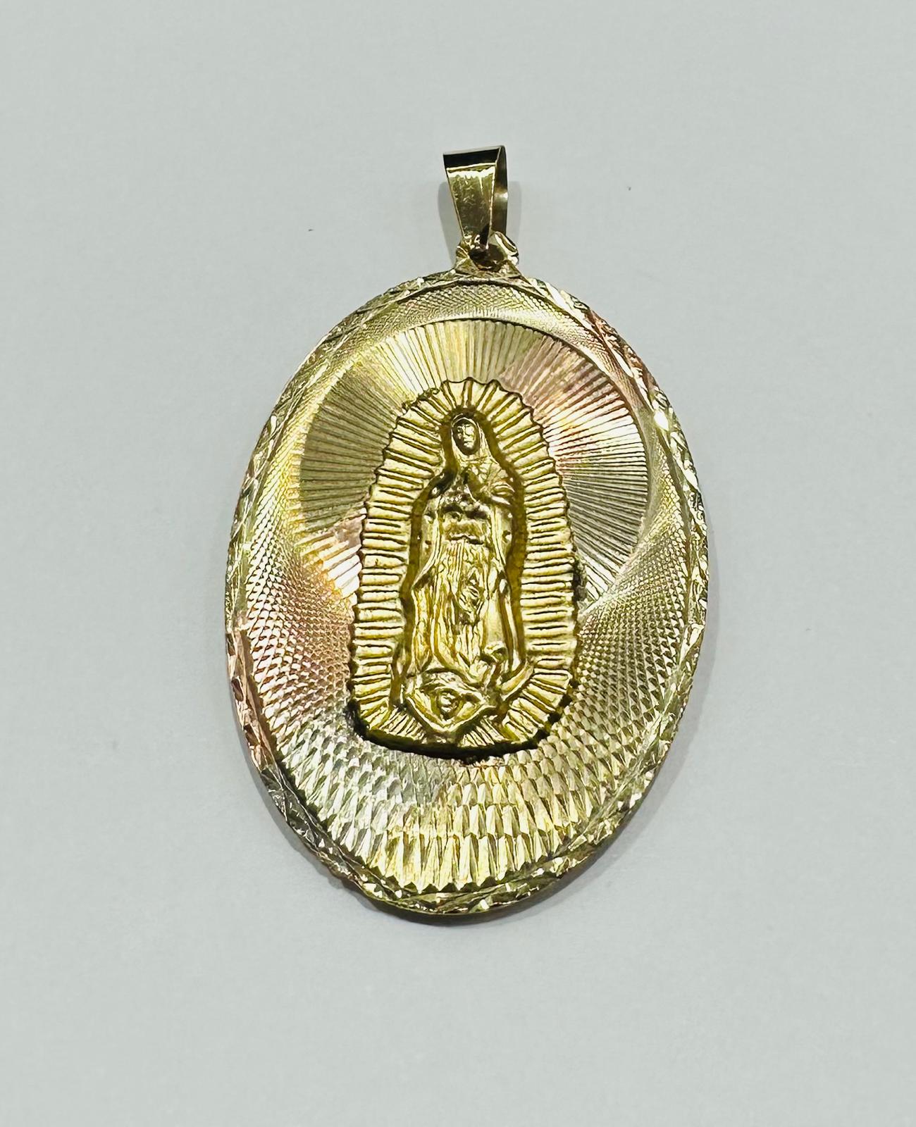10K GOLD THREE TONED JESUS/VIRGIN MARY PENDANT- WEIGHT: 8.4gm