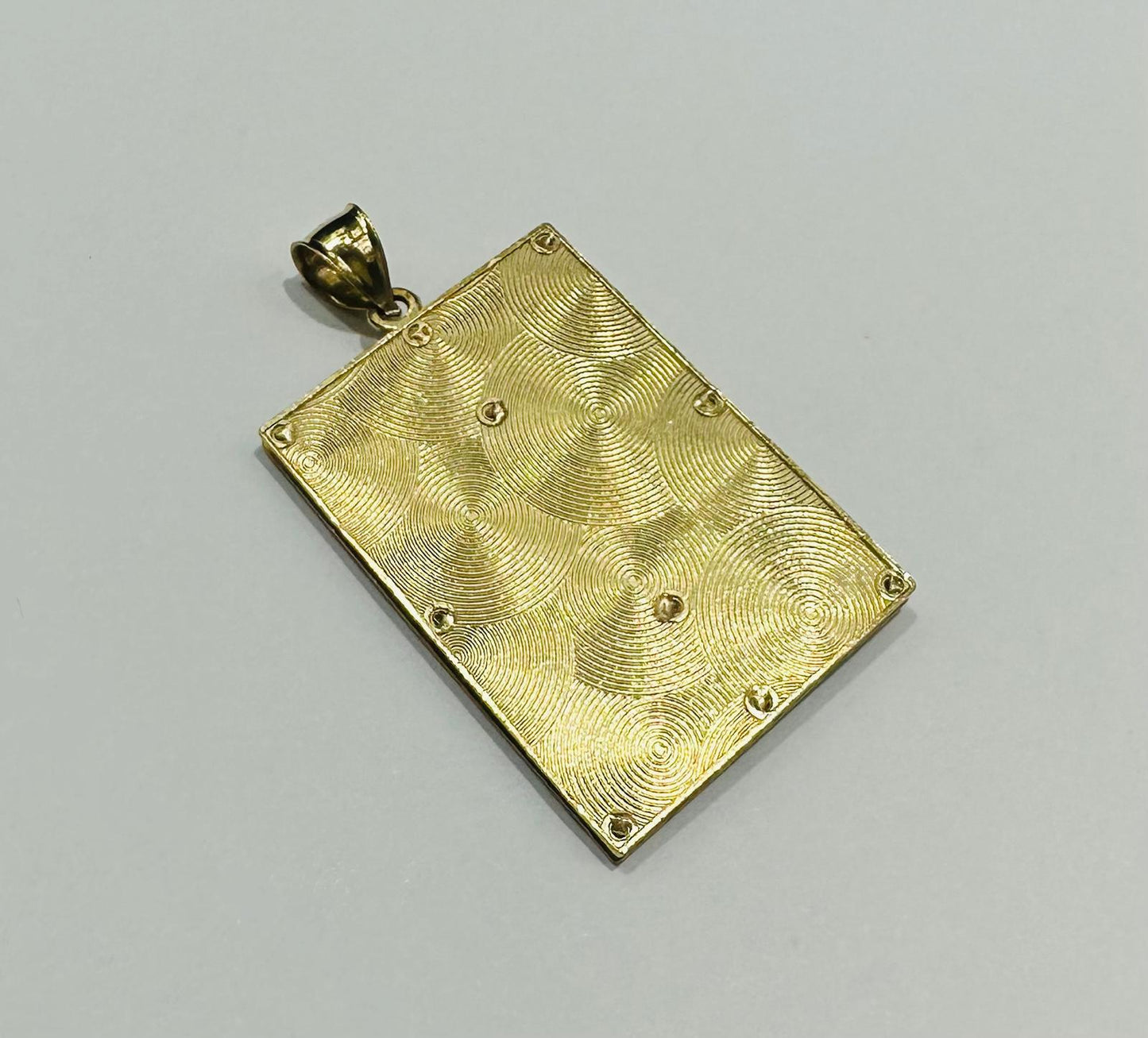 10K GOLD THREE TONED VIRGIN MARY PENDANT- WEIGHT: 8.8gm
