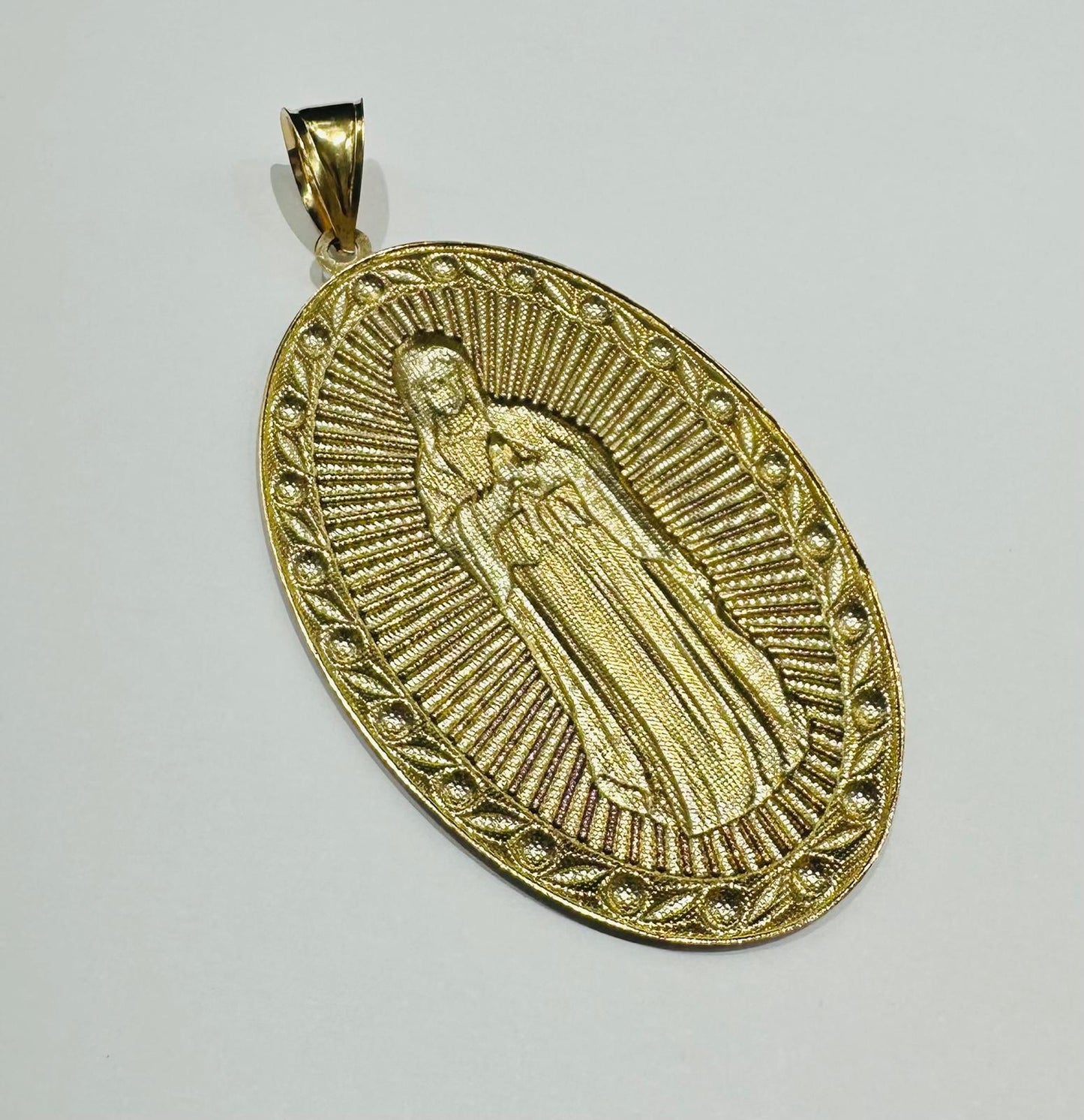 10K GOLD VIRGIN MARY PENDANT- WEIGHT: 24.5gm