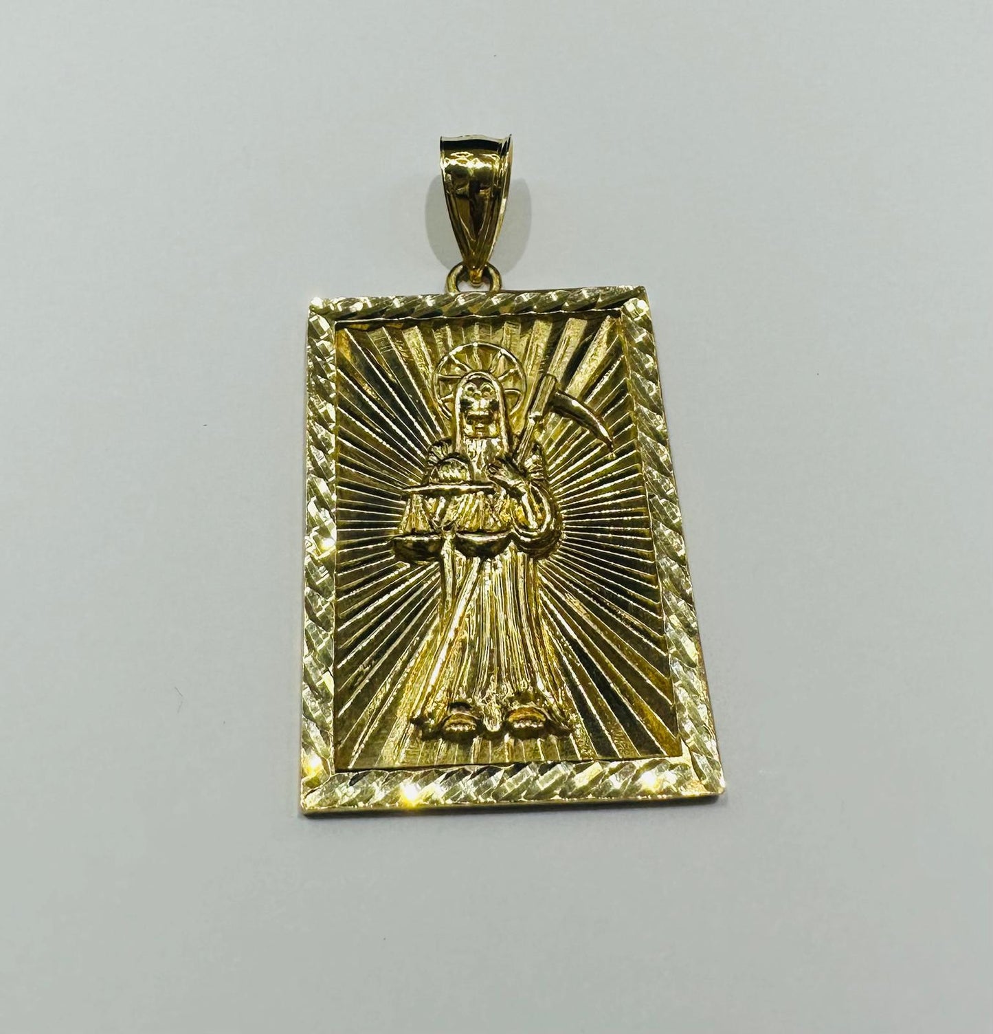 10K GOLD SANTA MUERTE PENDANT- WEIGHT: 12.6gm