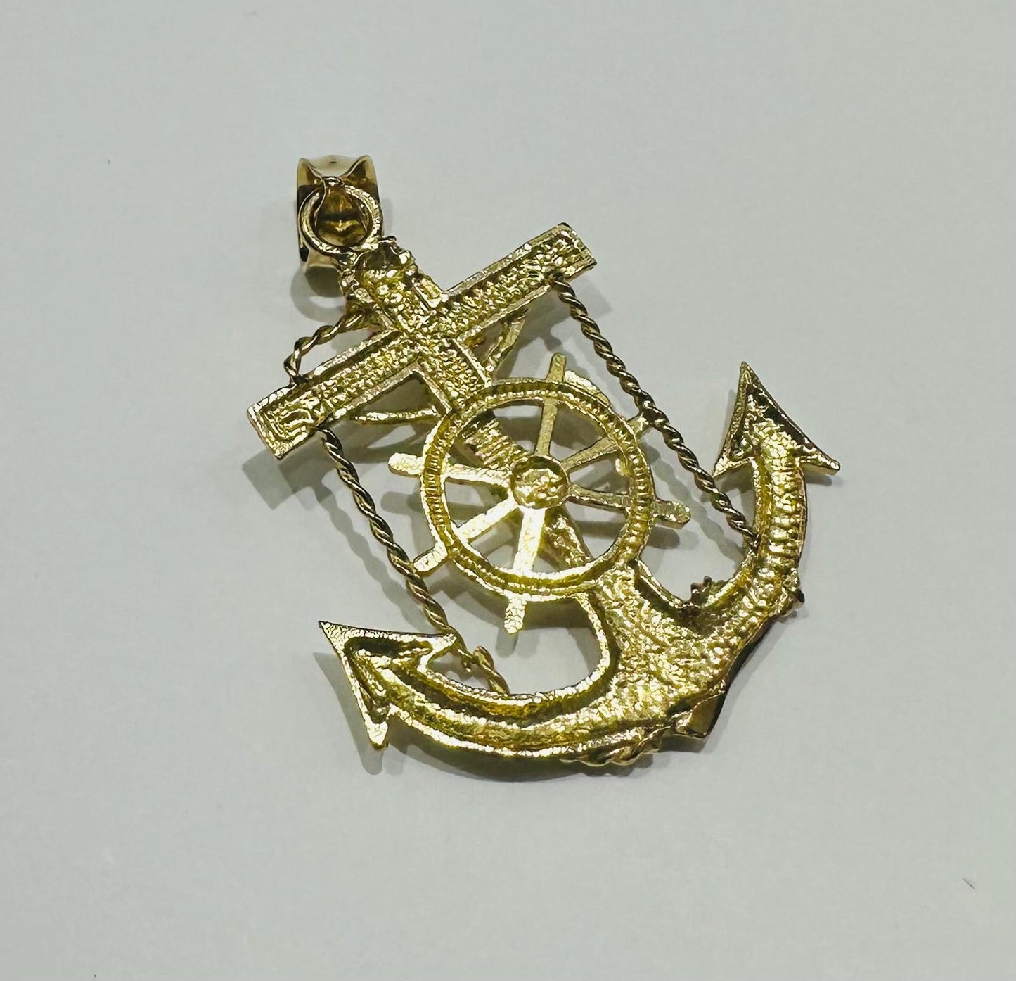 10K GOLD ANCHOR JESUS CROSS PENDANT- WEIGHT: 7.5gm