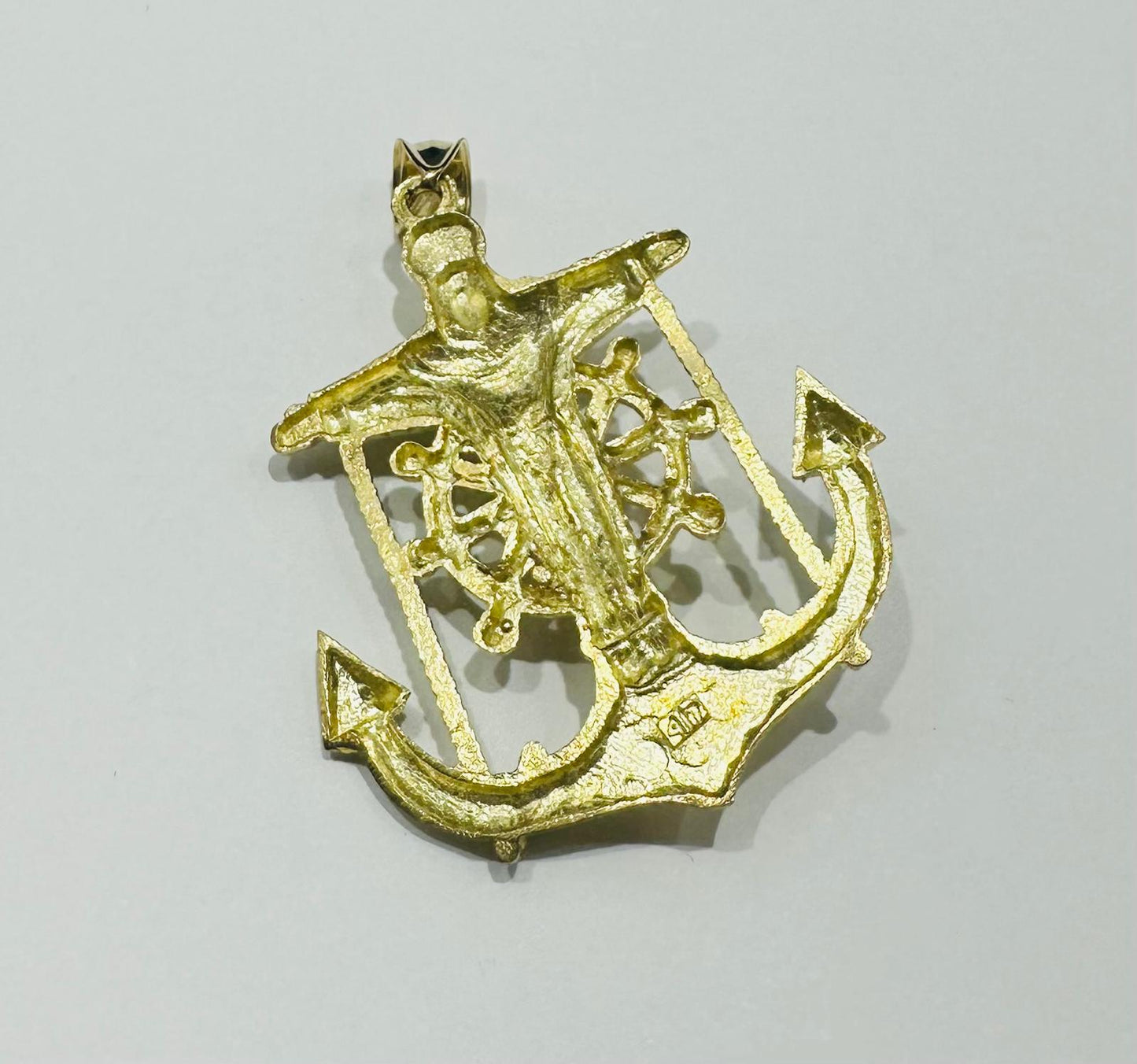 10K GOLD ANCHOR JESUS CROSS PENDANT- WEIGHT: 6.8gm