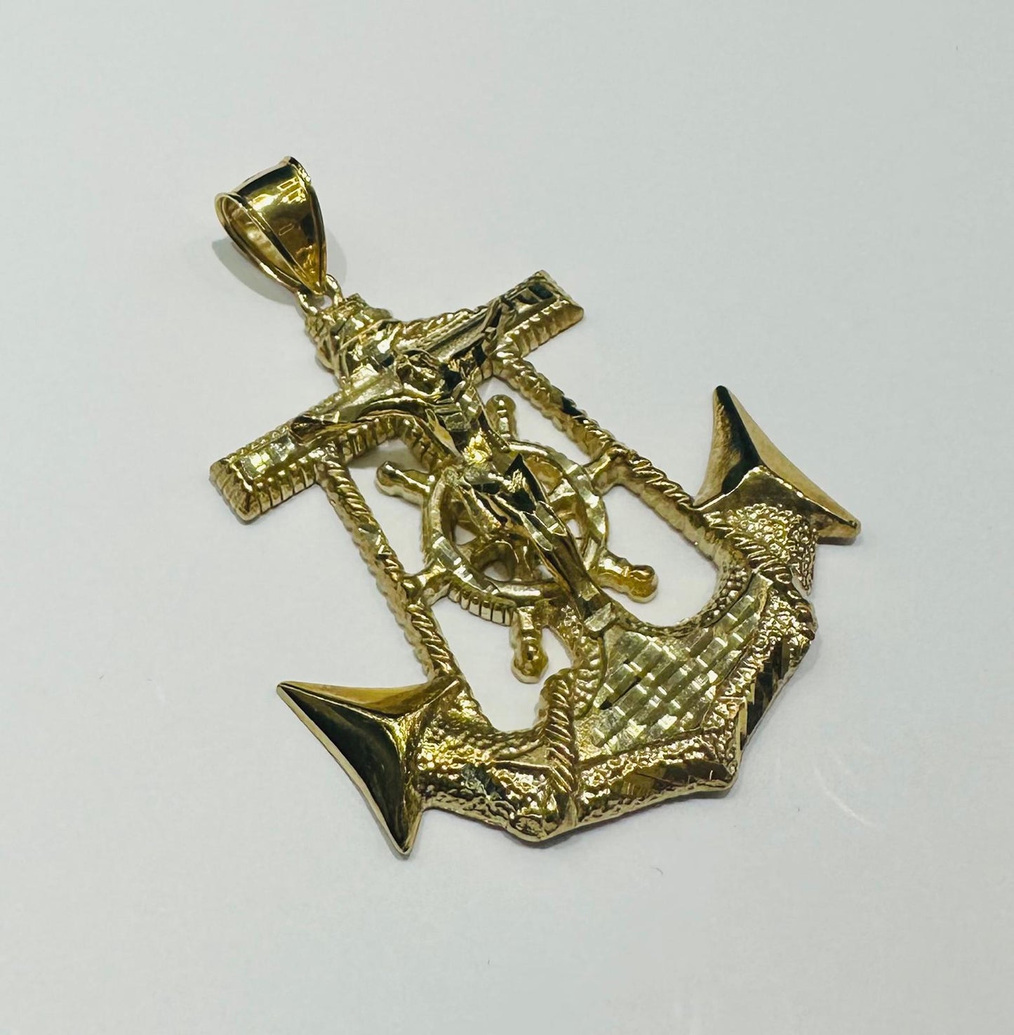 10K GOLD ANCHOR JESUS CROSS PENDANT- WEIGHT: 9.0gm