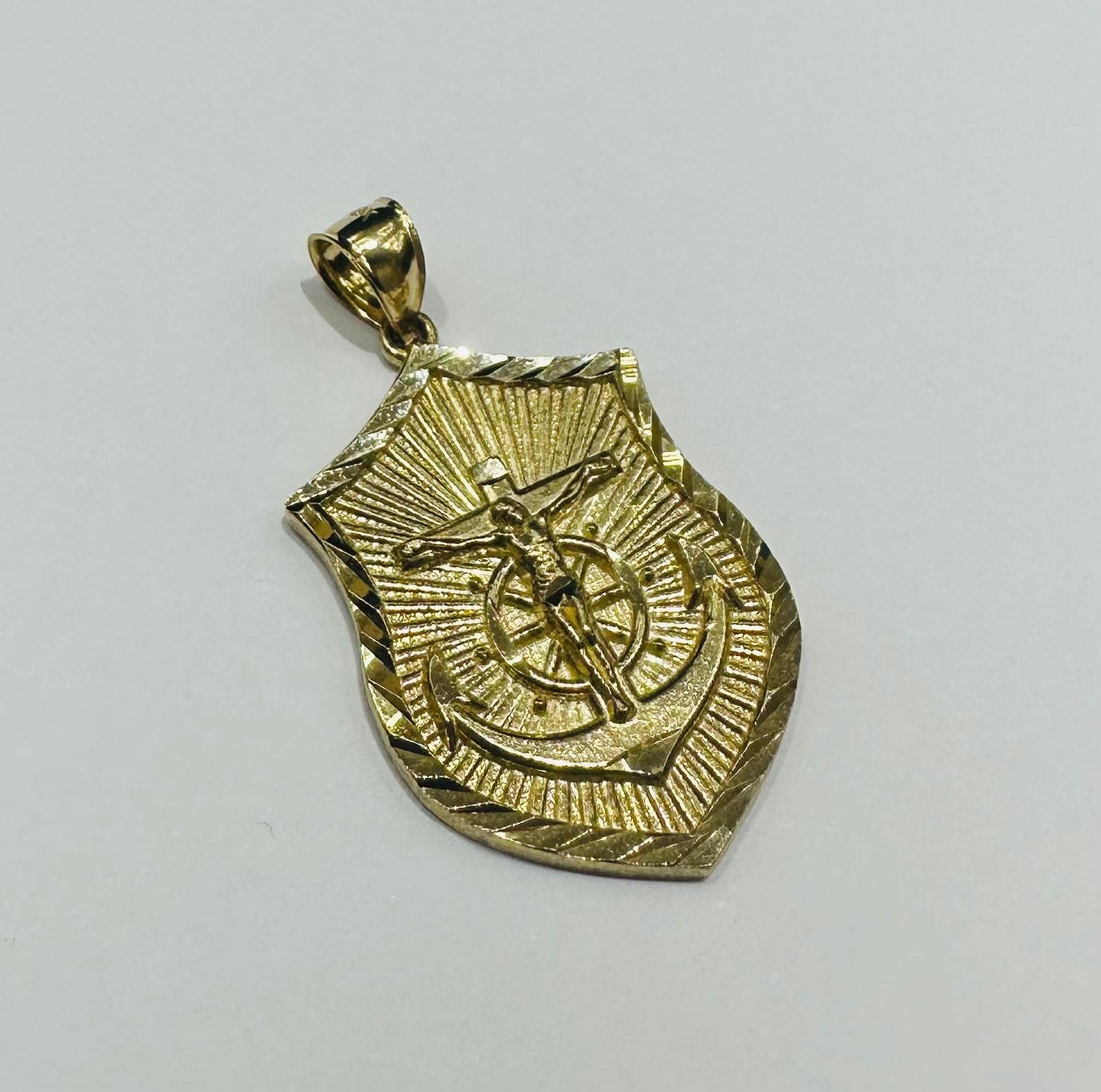 10K GOLD ANCHOR JESUS CROSS PENDANT- WEIGHT: 3.6gm