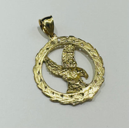 10K GOLD ROUND EAGLE PENDANT- WEIGHT: 5.9gm