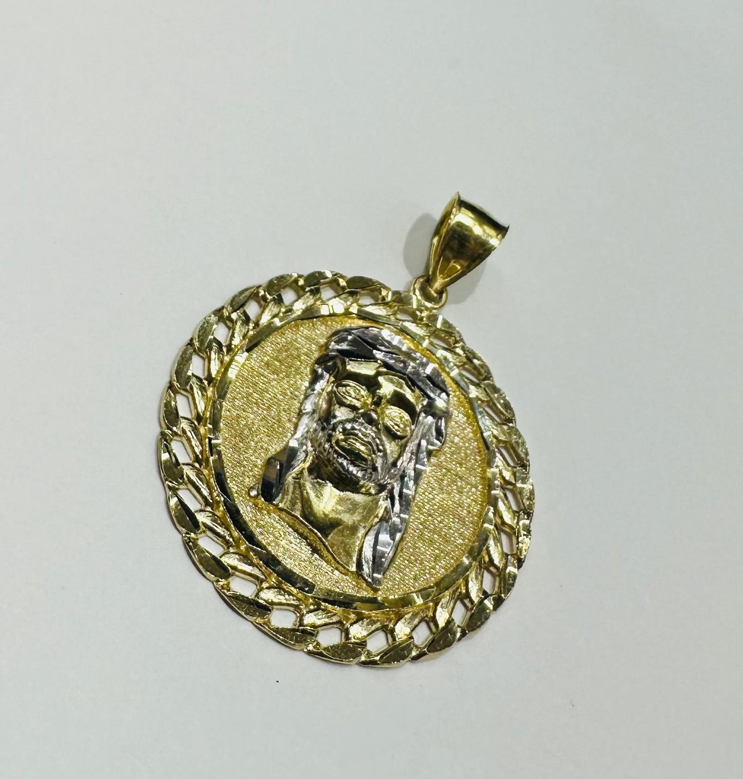 10K GOLD TWO TONED JESUS FACE PENDANT- WEIGHT: 5.5gm