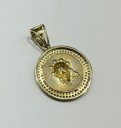10K GOLD ROUND JESUS FACE PENDANT WITH WHITE SAPPHIRE- WEIGHT: 7.8gm