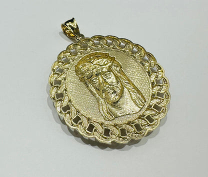 10K GOLD TWO TONED JESUS FACE PENDANT- WEIGHT: 13.3gm