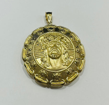 10K GOLD JESUS/VIRGIN MARY PENDANT- WEIGHT: 27.6gm