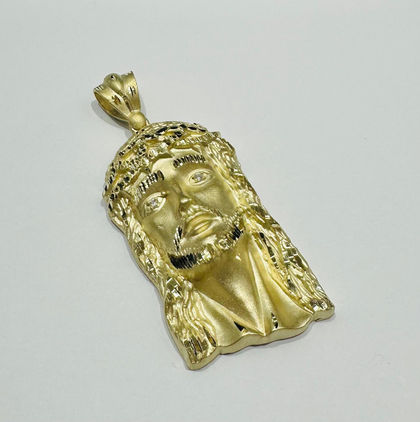 10K GOLD JESUS FACE PENDANT- WEIGHT: 15.0gm