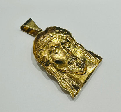 10K GOLD JESUS FACE PENDANT WITH WHITE SAPPHIRE- WEIGHT: 14.3gm