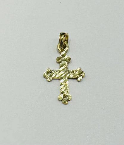 10K GOLD CROSS PENDANT- WEIGHT: 1.0gm