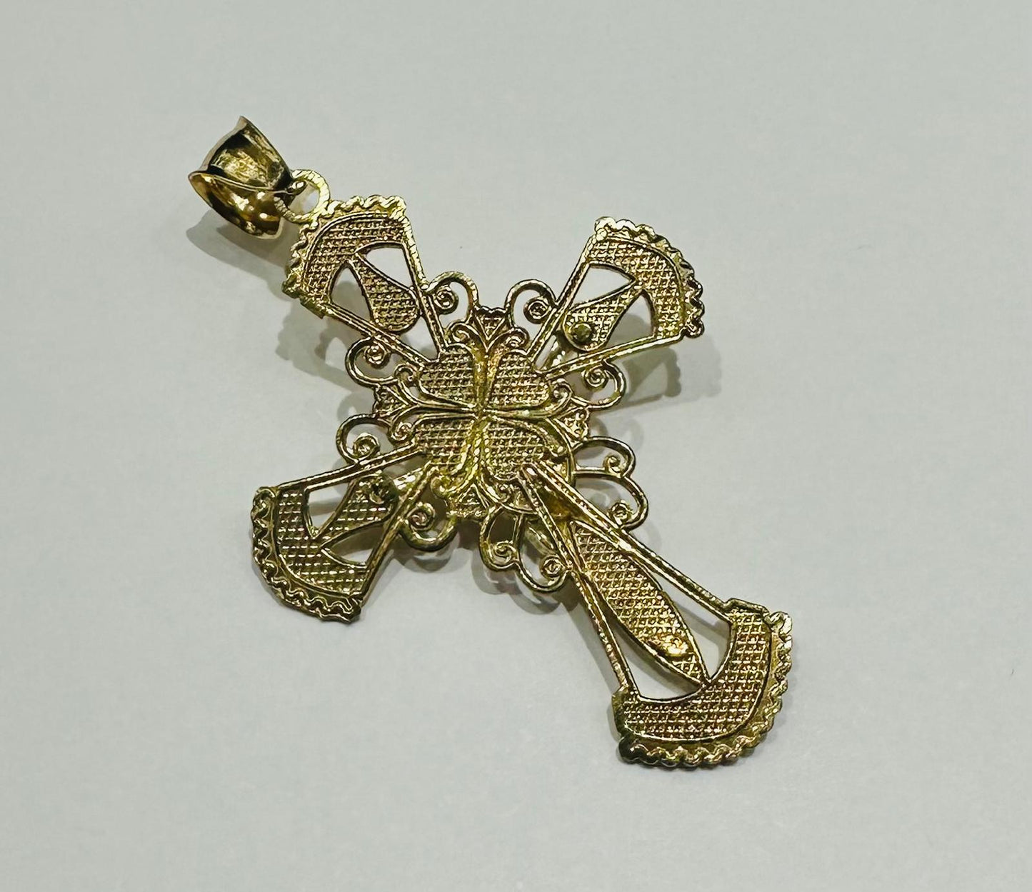 10K GOLD JESUS CROSS PENDANT- WEIGHT: 6.3gm