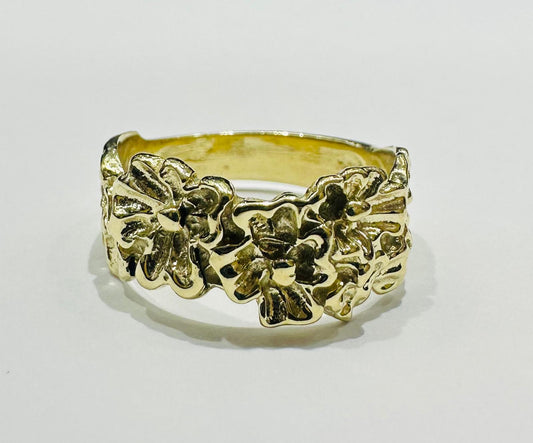 10K GOLD FLOWER RING- WEIGHT: 3.3gm