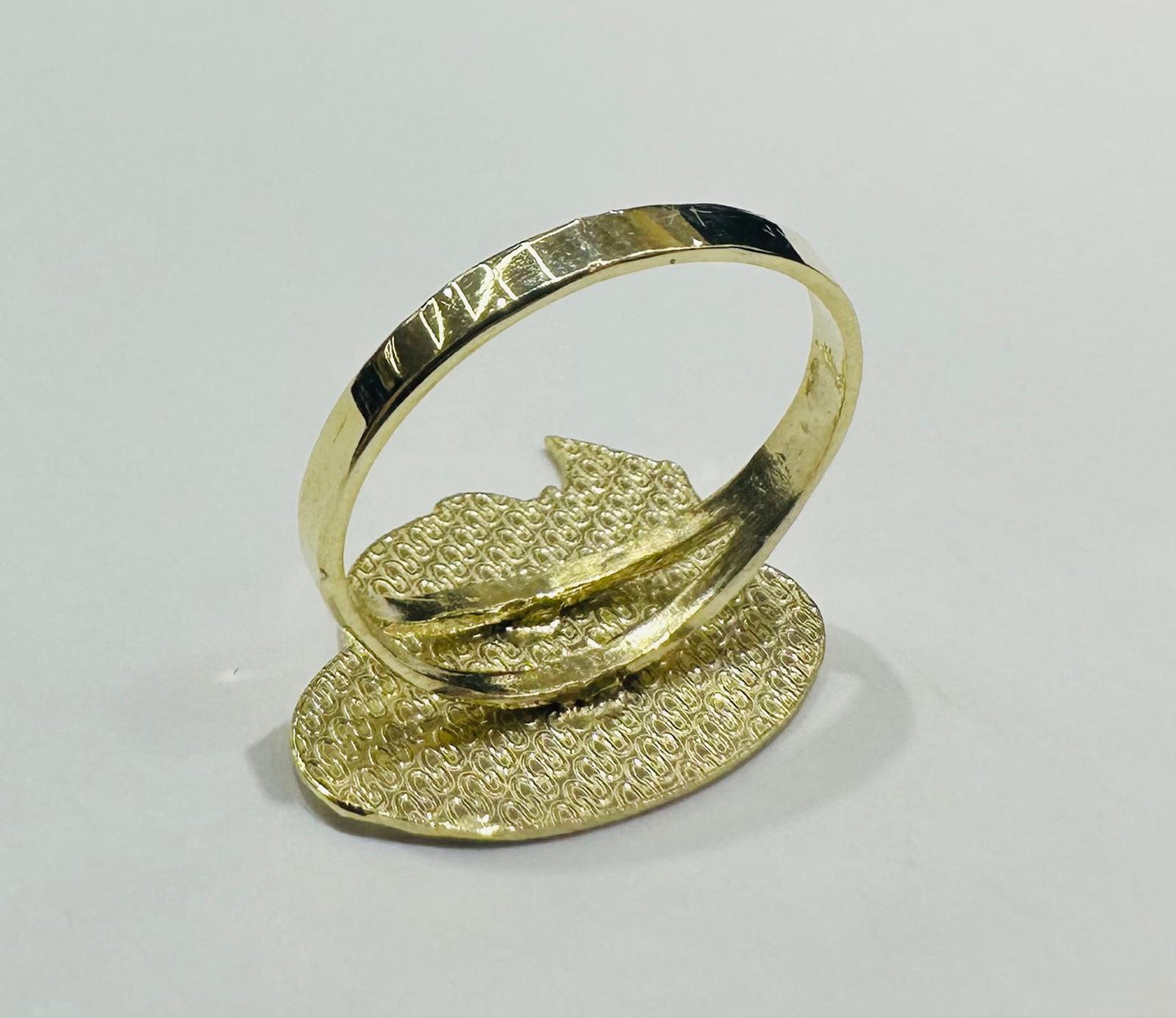 10K GOLD STRAWBERRY SHORTCAKE RING- WEIGHT: 2.2gm