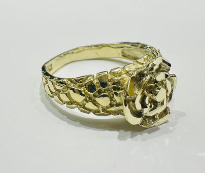 10K GOLD FLOWER NUGGET RING- WEIGHT: 3.5gm