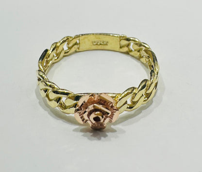 10K GOLD TWO TONED FLOWER RING- WEIGHT: 3.0gm