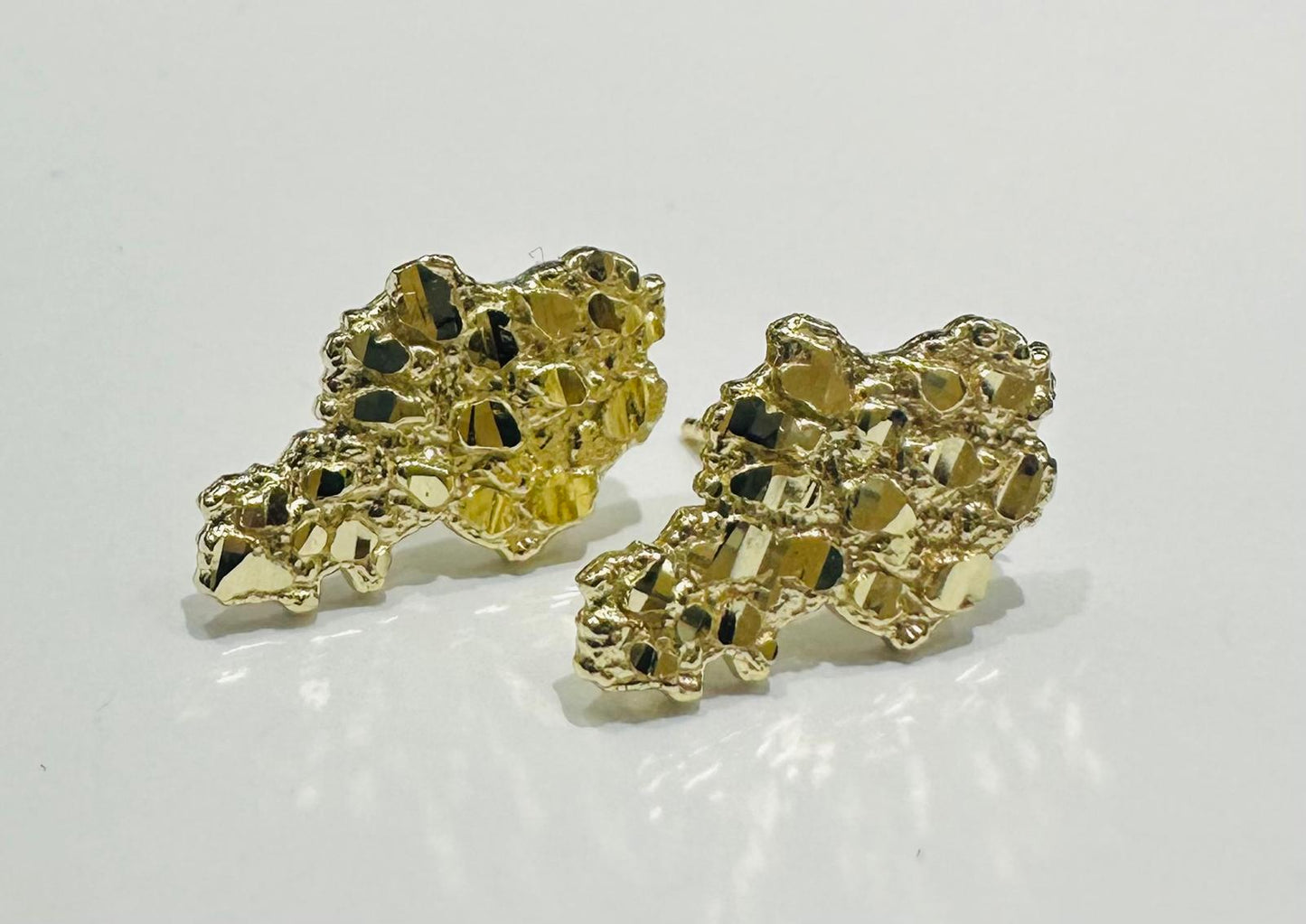 10K GOLD REGULAR NUGGET EARRINGS- WEIGHT: 1.4gm