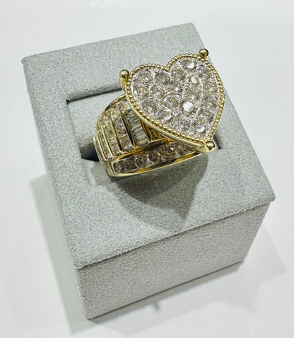 10K YELLOW GOLD NATURAL DIAMOND HEART RING- WEIGHT: 3.000CT