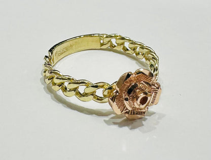 10K GOLD TWO TONED FLOWER RING- WEIGHT: 3.0gm
