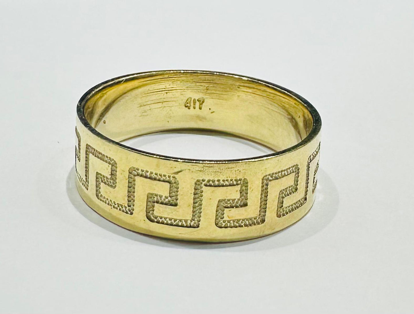 10K GOLD GREEK DESIGN RING- WEIGHT: 5.4gm