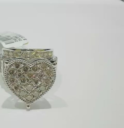 10K WHITE GOLD NATURAL DIAMOND HEART RING- WEIGHT: 3.000CT